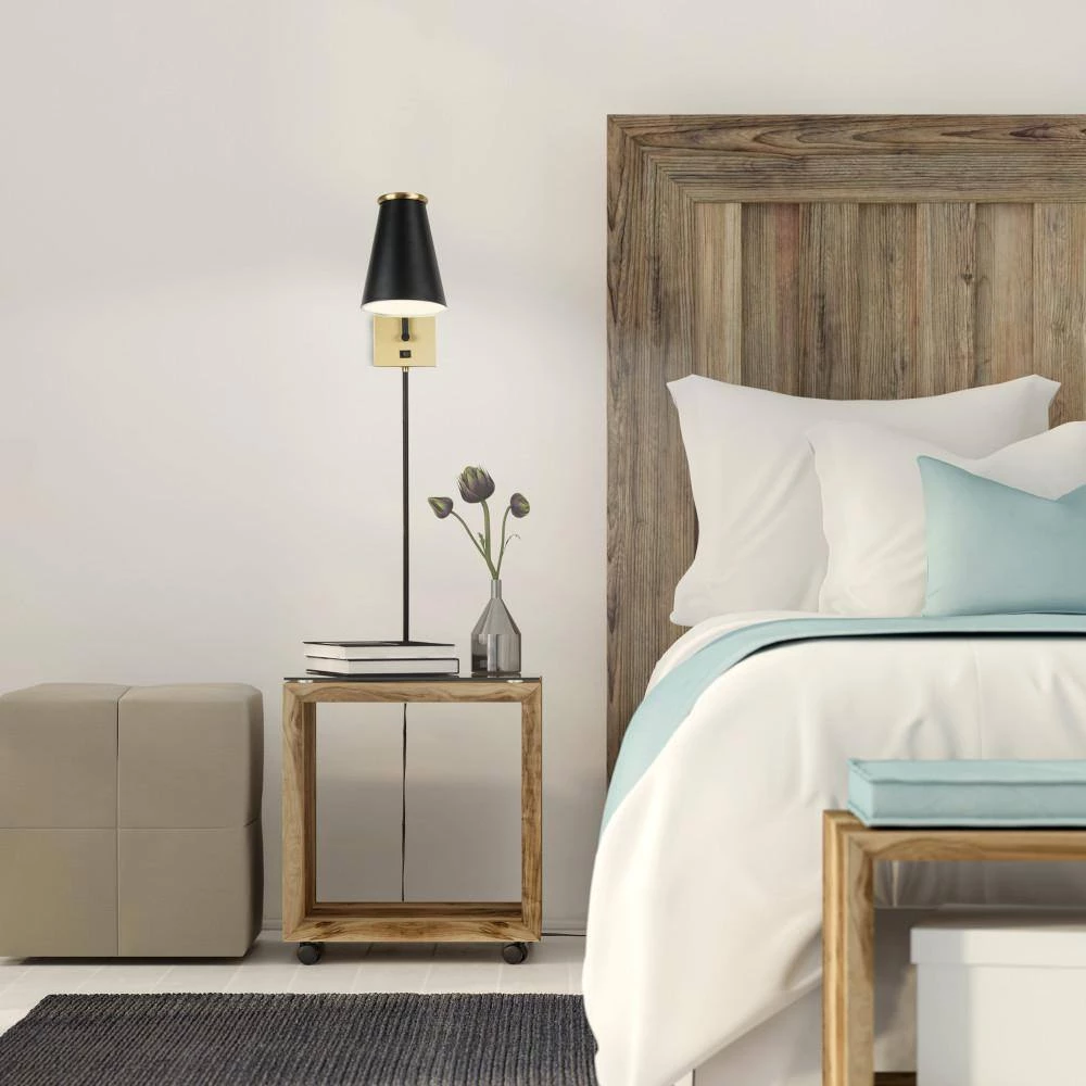 12.875 in. Matte Black and Antique Brass Modern Wall Sconce by Cresswell 7 12.875 in. Matte Black and Antique Brass Modern Wall Sconce by Cresswell - Image 6